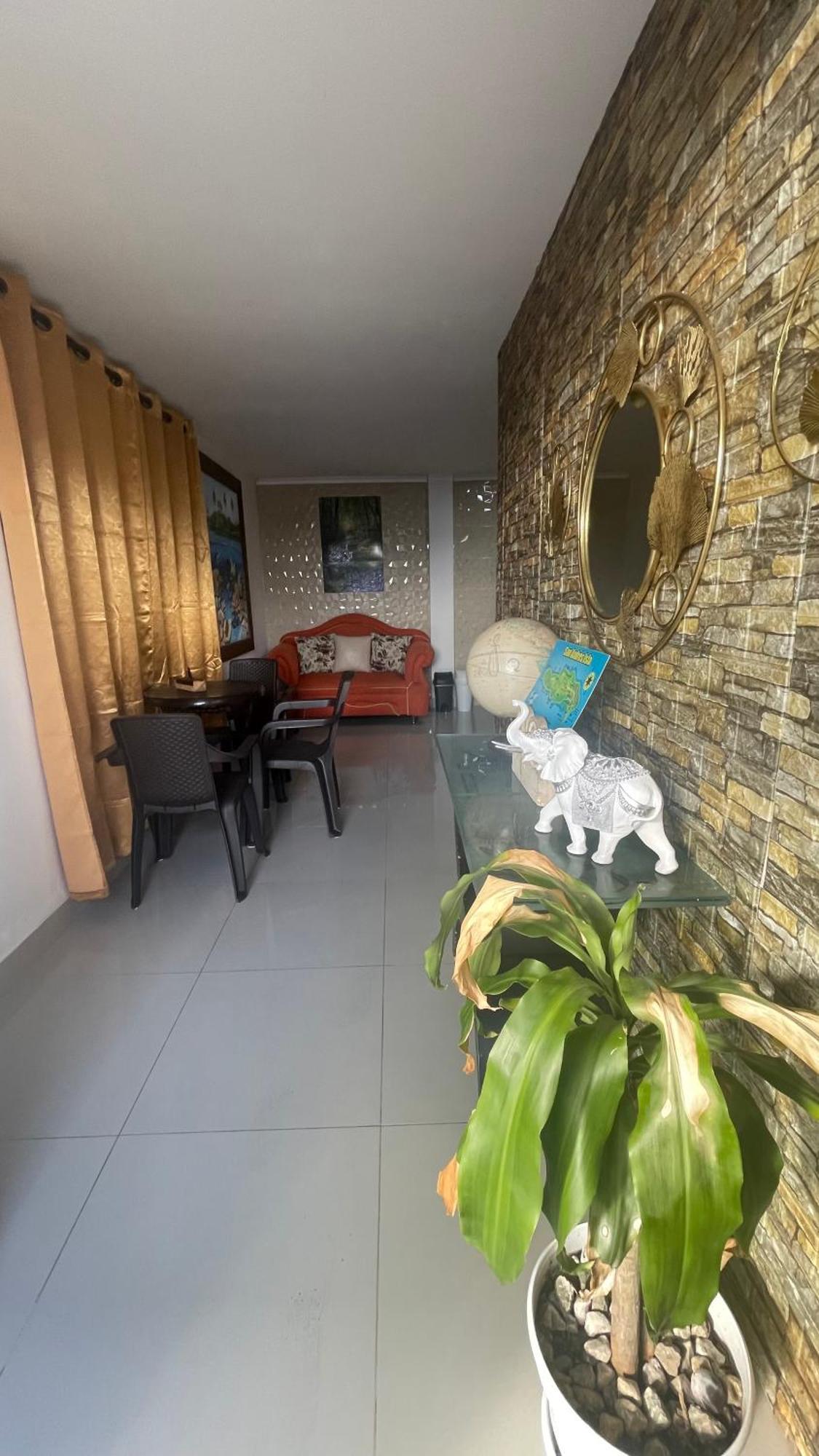 Sea Life Apartamentos En Via Principal Centro Y San Luis San Andres  Exterior photo