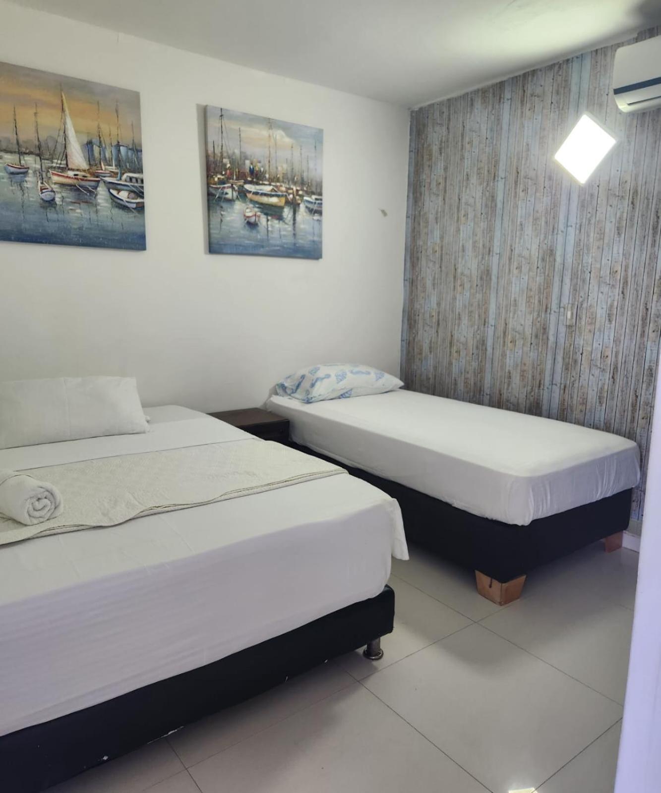 Sea Life Apartamentos En Via Principal Centro Y San Luis San Andres  Exterior photo